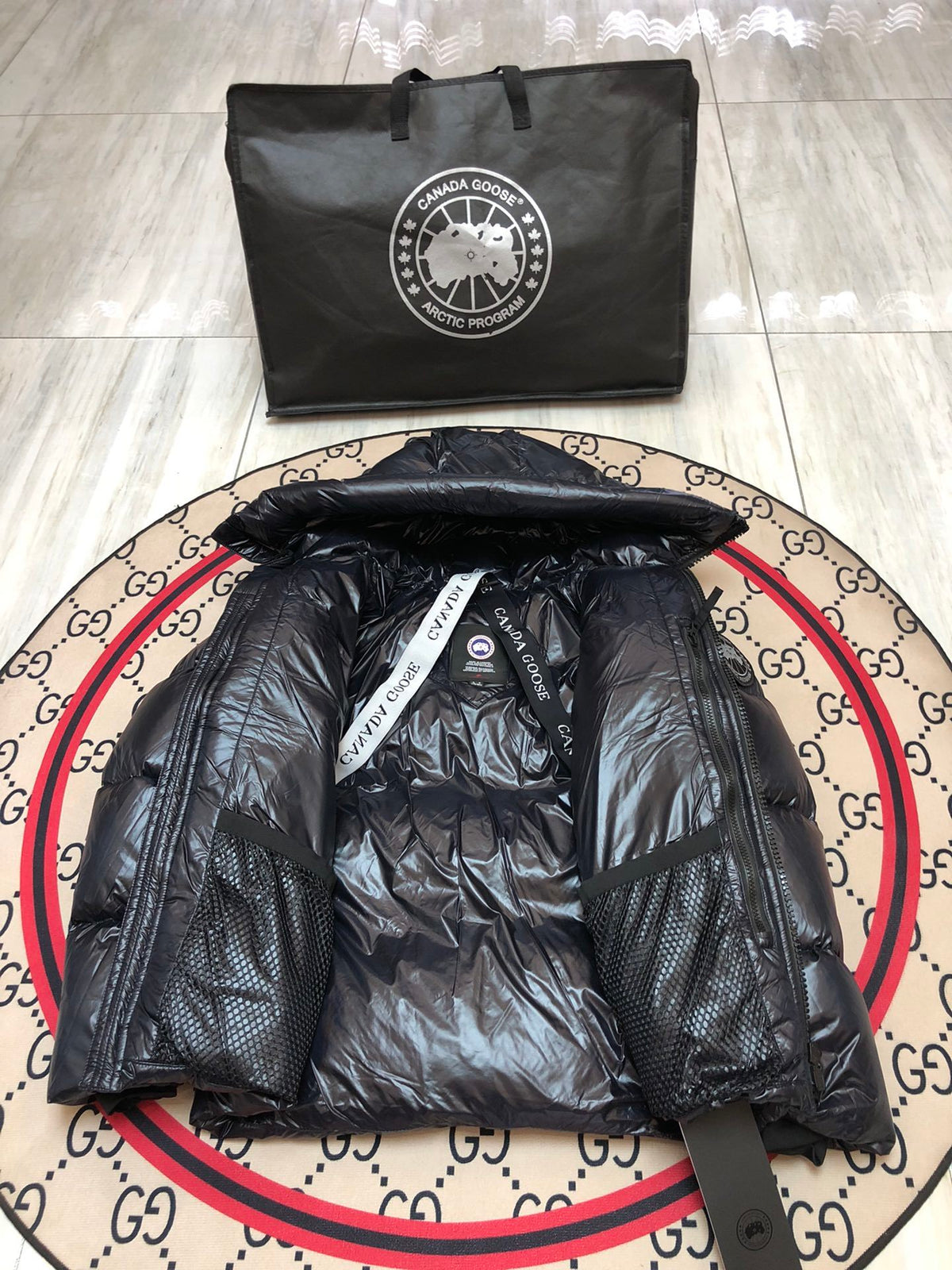 Canada Goose Black Glossy Quilted Hooded Puffer Jacket