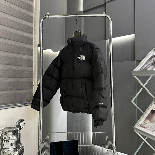 The North Face Black Wide-Quilt Stand-Collar Puffer Jacket