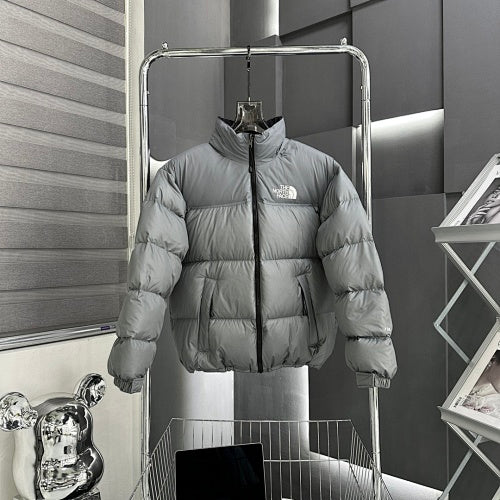 The North Face Grey Wide-Quilt Stand-Collar Puffer Jacket