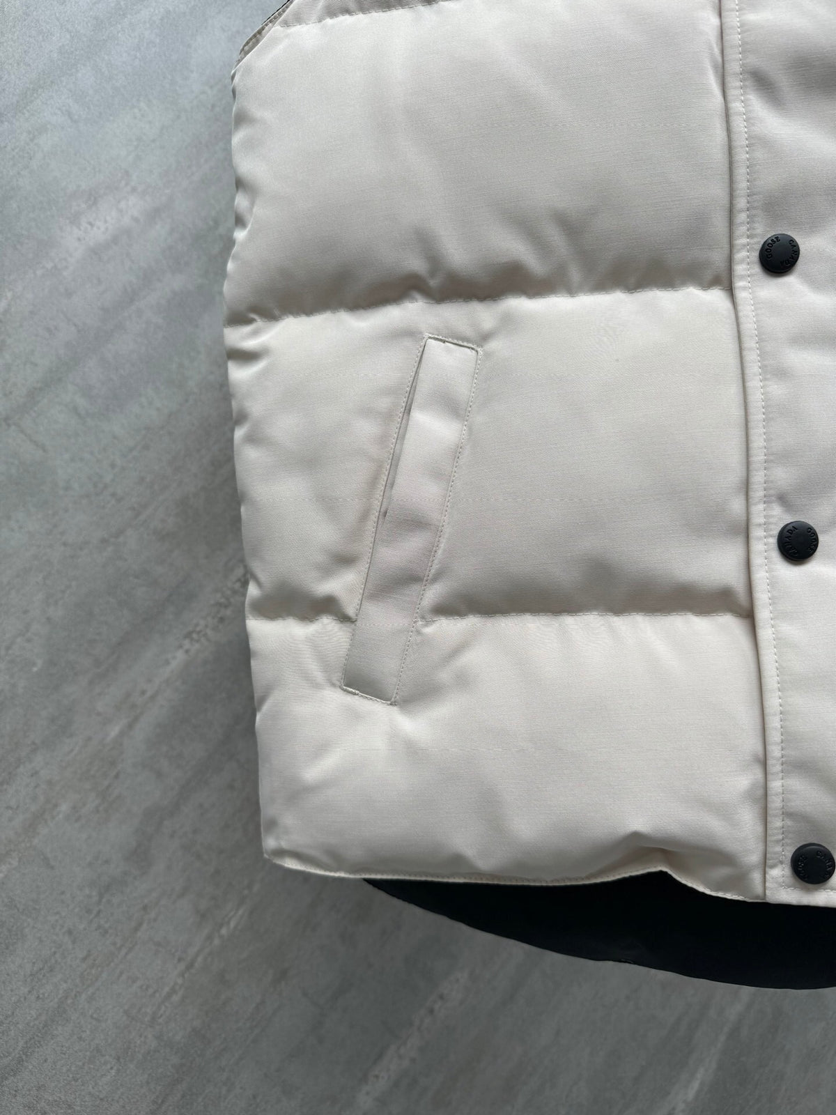 Canada Goose Ivory Quilted Stand-Collar Puffer Vest