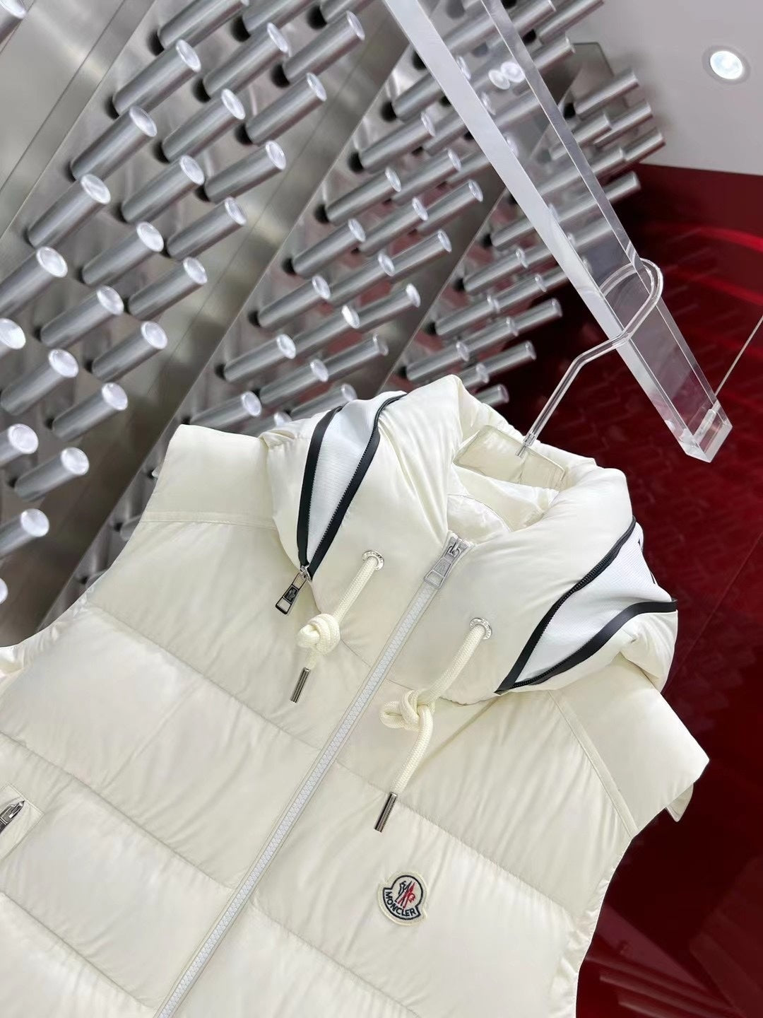 Moncler White Quilted Logo-Trim Hooded Puffer Vest