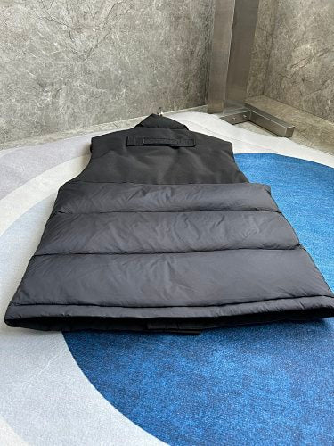 Canada Goose Black Quilted Patch-Pocket Puffer Vest