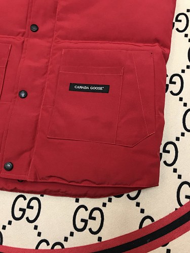 Canada Goose Red Quilted Logo-Patch Puffer Vest