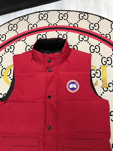 Canada Goose Red Quilted Logo-Patch Puffer Vest